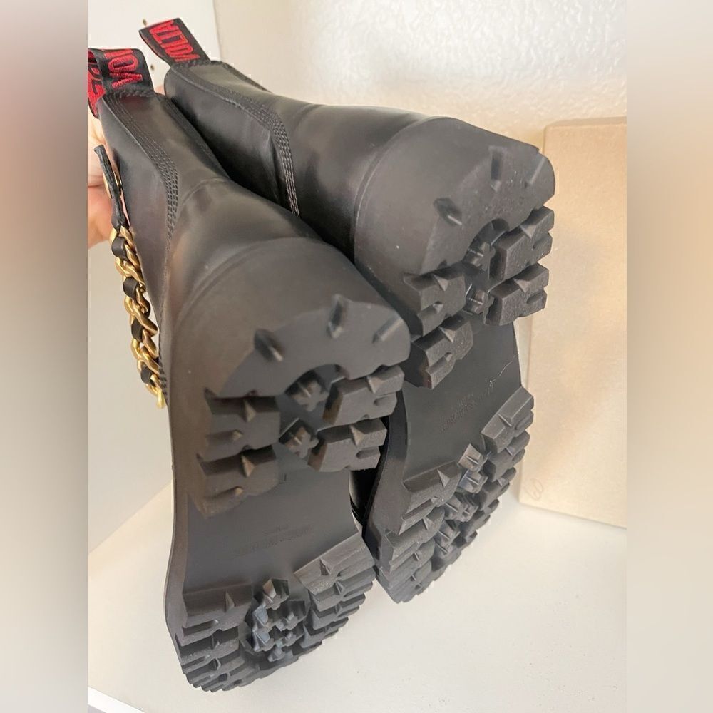 Zadig & Voltaire Joe Cecilia leather combat moto boots with gold chain New - Picture 11 of 16